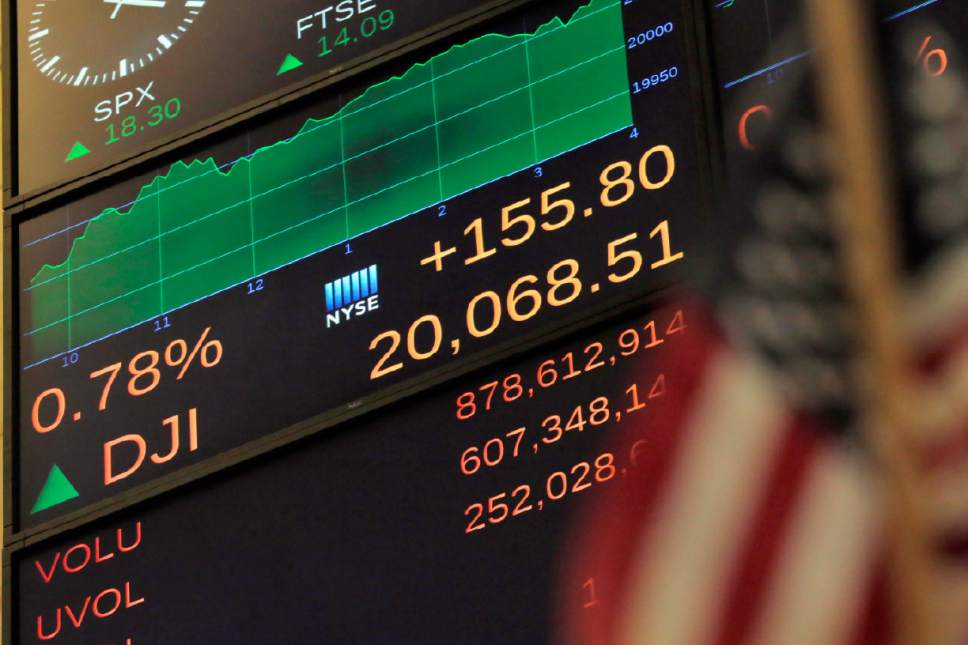 Dow Jones breaks through 20,000 milestone The Salt Lake Tribune