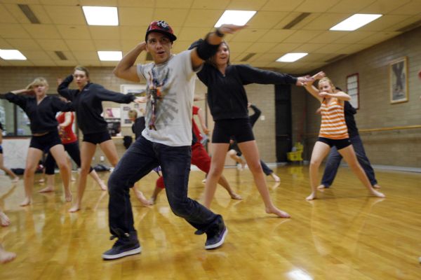 hip-hop-dancer-defies-gravity-and-definition-the-salt-lake-tribune