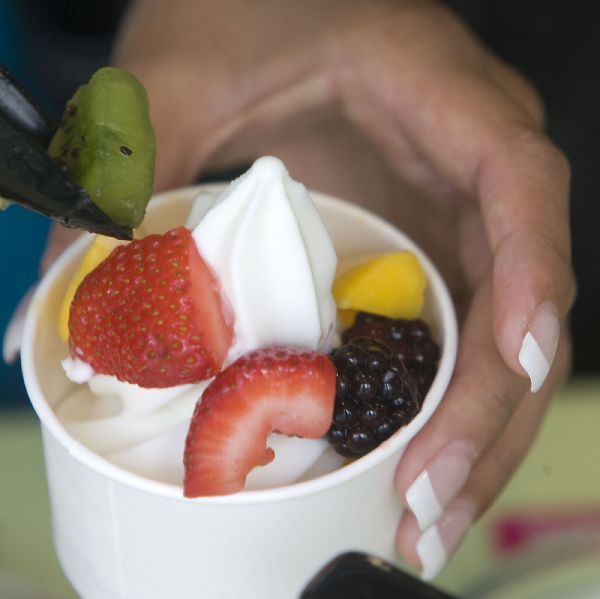 tcby-opens-self-service-yogurt-shop-the-salt-lake-tribune