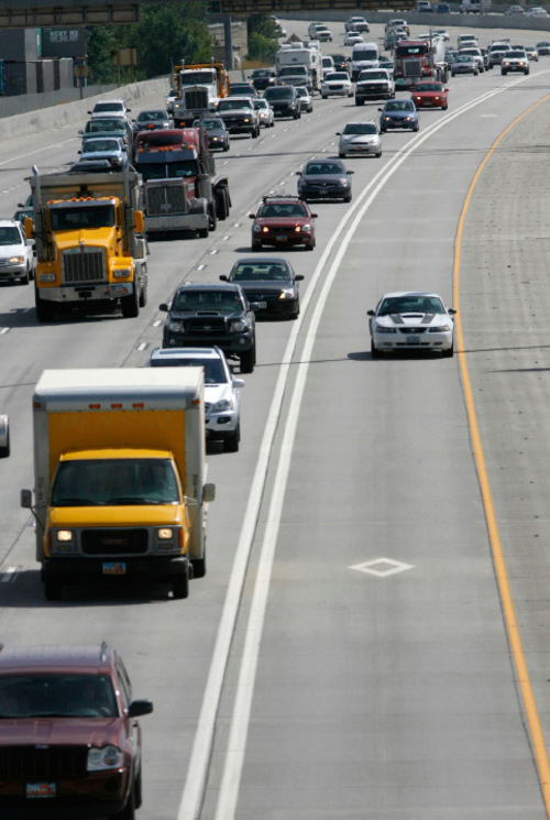 Steve Griffin  |  The Salt Lake Tribune
 
As rush hour approaches most of the lanes along I-15 begin to fill up, but  the HOV lane, right,  remains clear near 2700 south in Salt Lake City Wednesday, September 15, 2010.