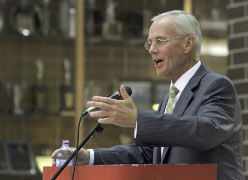 Rick Egan   |  The Salt Lake Tribune&#xA;&#xA;State Superintendent Larry Shumway delivers his annual State of Education speech at West high, in Salt Lake City, Wednesday, October 6, 2010