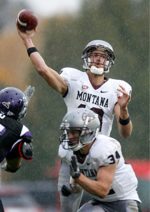 Trent Nelson  |  The Salt Lake Tribune&#xA;Montana quarterback Justin Roper during the second half, Weber State vs. Montana, college football Saturday, October 30, 2010.