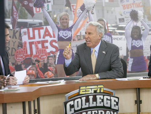 Scott Sommerdorf  l  The Salt Lake Tribune&#xA;Lee Corso gets into an energetic description of how he feels the game will go as fans of both teams watch behind the GameDay set. The ESPN College Gameday program did its broadcast at the University of Utah prior to the TCU at Utah game, Saturday, 11/6/2010.