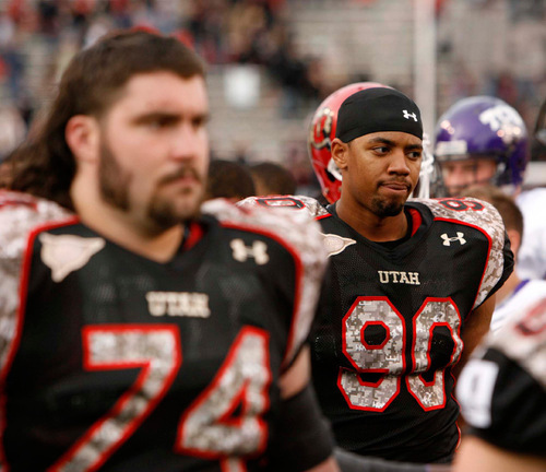 Trent Nelson  |  The Salt Lake Tribune&#xA;Utah's Derrick Shelby (90) walks off the field at the end of play, Utah vs. TCU college football, Saturday, November 6, 2010. TCU won 47-7.