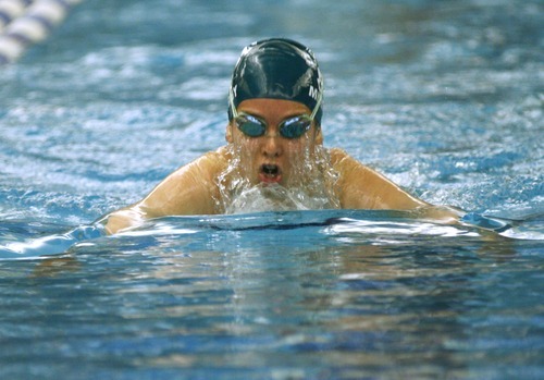 Judge Memorial fans rely on girls' swim team - The Salt Lake Tribune