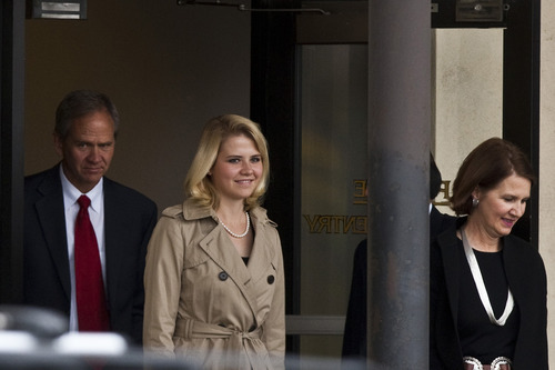 Chris Detrick  |  The Salt Lake Tribune 
 Elizabeth Smart and her parents Lois and Ed Smart walk out of the Frank Moss Federal Courthouse in Salt Lake City during the Brian David Mitchell trial Wednesday November 10, 2010.
