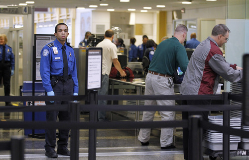 Scanners and pat-downs upset airline passengers - The Salt Lake Tribune