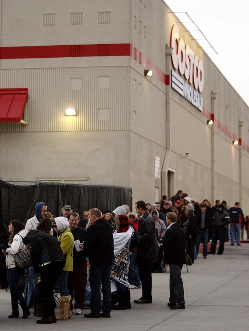 Trent Nelson  |  The Salt Lake Tribune
Hundreds of people were in line at dawn at the Costco in Sandy on Friday, Nov. 19, 2010, waiting to have a book signed by former President George W. Bush. By 7 a.m., the line reached most of the way around the building.