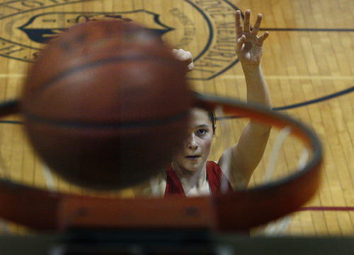 Scott Sommerdorf  l  The Salt Lake Tribune
Kaile Quinn, practices free throws during a practice session at Judge Memorial High School, Thursday, 12/23/2010.