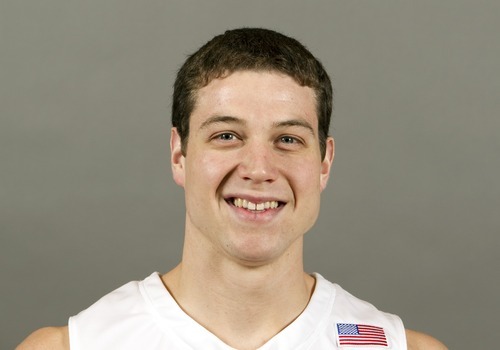 Den 35-år gammal 188 cm lång Jimmer Fredette i 2024