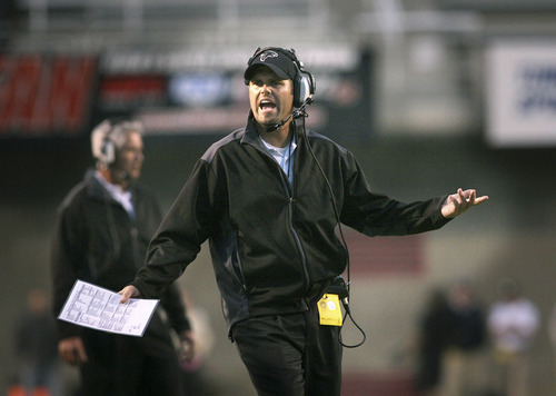 ALTA vs BINGHAM  --- 
Alta head coach Les Hamilton gets on the officials for a call during the second half of his team's 21-17 win over Bingham.
--------------------------------
Alta plays Bingham in the 5A semi-finals at Rice-Eccles Stadium 11/9/07.
Scott Sommerdorf / The Salt Lake Tribune