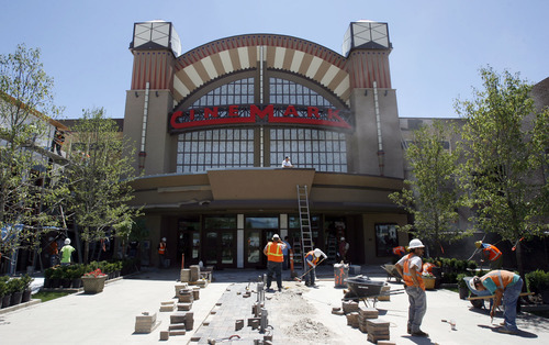 Francisco Kjolseth  |  The Salt Lake Tribune
Crews put the finishing touches on a Cinemark theater in Farmington at the Station Park Mall on Wednesday July, 13, 2011.