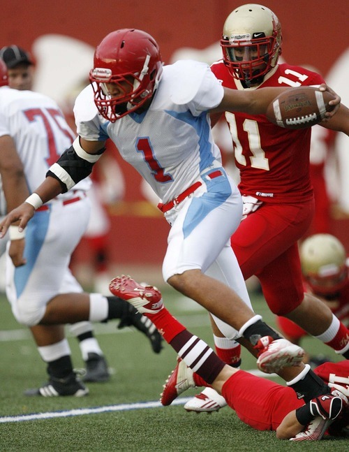 Trent Nelson  |  The Salt Lake Tribune
Granger's Asi Vakalahi runs the ball. Judge vs. Granger High School football in Salt Lake City, Utah, Friday, September 9, 2011.