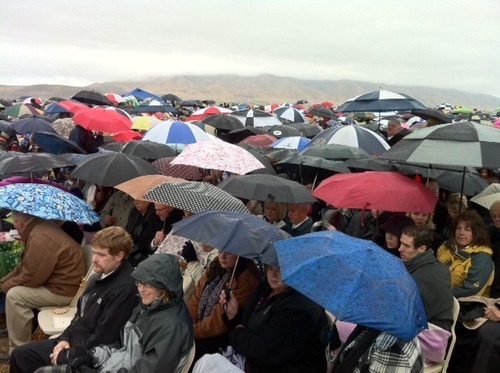 About 8,000 Mormons braved rain to attend ground-breaking Saturday for the new LDS Temple in Payson. (Steve Griffin/The Salt Lake Tribune)