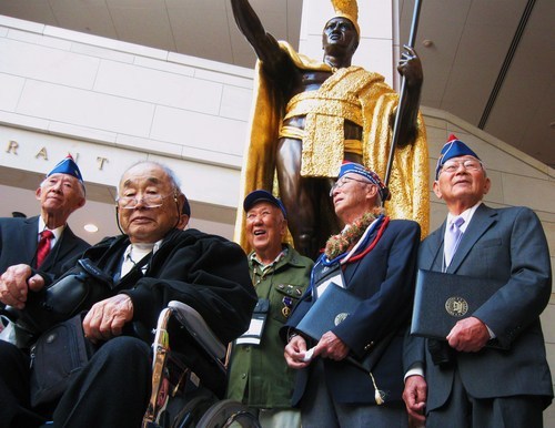 Kevin Carney  |  Special to The Salt Lake Tribune
World War II veterans Maseo Akiyama, left, Ted Shimizu, Noel Okamoto, Roy Tsuya and Nelson Akagi pose for a group picture under the statue of Hawaii's King Kamehameha at the U.S. Capitol Visitors Center on Wednesday after receiving the Congressional Gold Medal. The five Utahns were among hundreds of Japanese-Americans who were honored with the nation's highest civilian medal for their service during the war.