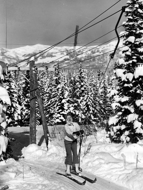 Salt Lake Tribune Archive

Grace Weaner riding Launer Hill tow at Brighton Ski Resort January 1940.