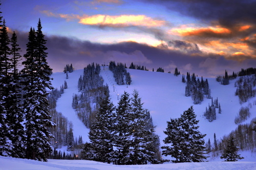 Powder Mountain Opens 40th Season With Night Skiing The Salt Lake Tribune