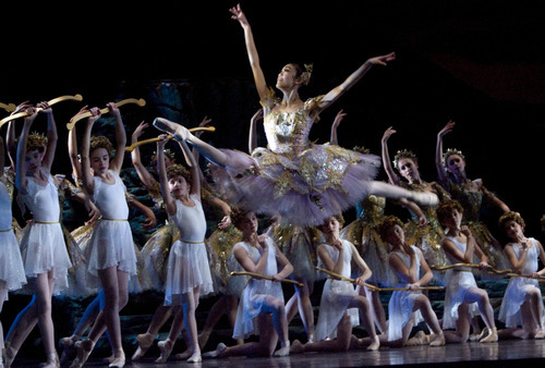 Kim Raff |The Salt Lake Tribune
Sayaka Ohtaki, playing Dulcinea, during Act II, Scene II: The Vision during a dress rehearsal for Ballet West's 