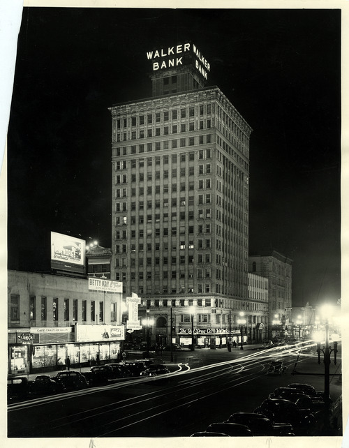 Tribune file photo

Walker Bank, 1941