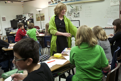 Chris Detrick  |  The Salt Lake Tribune
Linda Walker teaches math in her fifth-grade class at Ridgecrest Elementary in Cottonwood Heights. The educator and artist has been named Utah Educator of the Year by the nonprofit Artistic Resource for Teachers and Students Inc. (A.R.T.S. Inc.).