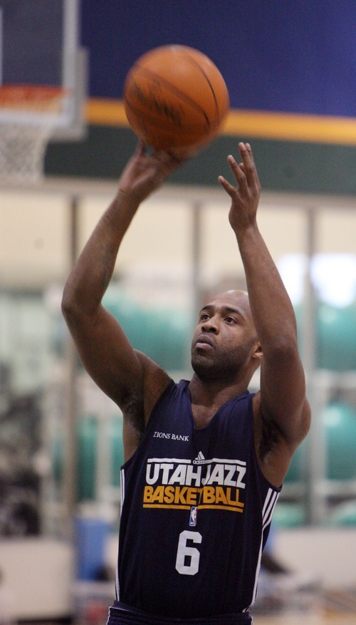 Steve Griffin  |  The Salt Lake Tribune

Jamaal Tinsley warms up prior to practice at the Jazz practice facility  in Salt Lake City, Utah Monday, December 12, 2011.