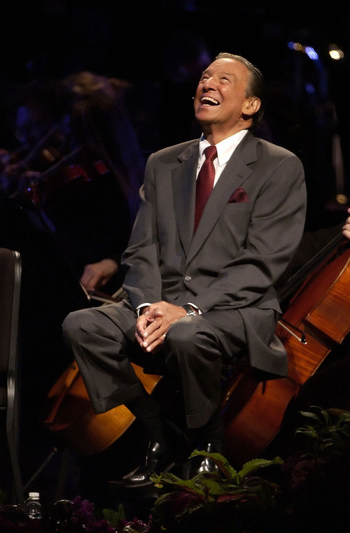 Salt Lake City,Utah--7/22/2005--
 CBS Newsman Mike Wallace laughs during his spoken tribute during the LDS Church President Gordon B. Hinckley's 95th birthday celebration at the LDS Conference Center.
Photo By: Chris Detrick /Salt Lake Tribune
File Number: DSC_5718