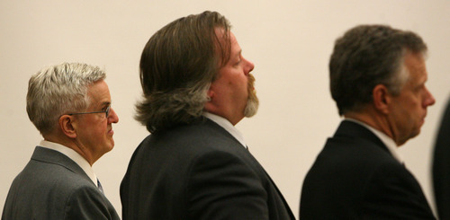 Steve Griffin | The Salt Lake Tribune


Steve Powell, left, stands with his attorneys as the jury leaves the courtroom for a break during his trial for voyeurism charges in Judge Ronald E. Culpepper's courtroom in the Pierce County Superior Court in Tacoma, Wash., on Monday May 14, 2012.