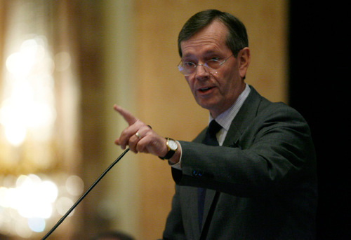 File photo Francisco Kjolseth  |  The Salt Lake Tribune 
Mike Leavitt, a former governor of Utah and former secretary of the U.S. Department of Health and Human Services, will chair an advisory panel of former politicians and high-ranking government officials to oversee the project.