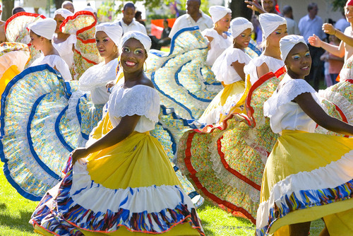 Paul Fraughton | Salt Lake Tribune
Dancers  from Colombia's Grupo de Danzas Folklóricas Carmen López twirl and dance their way in the 