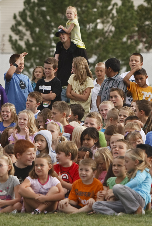 Leah Hogsten  |  The Salt Lake Tribune
Students at Bluff Ridge Elementary School enjoy a lesson Thursday about the aerodynamics of hot air balloon flying.