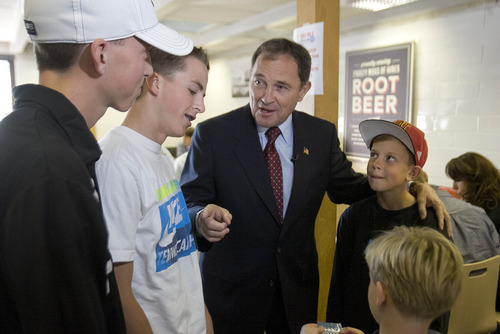 Paul Fraughton | Salt Lake Tribune
Governor Gary Herbert talks to  several  youngsters who were having lunch at Hires Drive In  with their grandparents. The boys are from left: Stuart Hopkins, age14, his brother Andrew Hopkins, 16, Will Koelliker, age 11 and his brother Charlie Kolliker, age 8.
 Friday, October 19, 2012