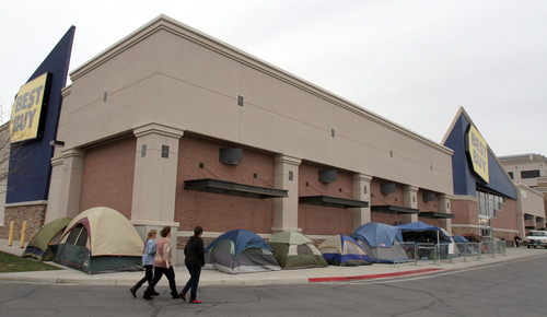 Francisco Kjolseth  |  The Salt Lake Tribune
Tents line up alongside Best Buy at 5181 South State in Murray on Wednesday, November 21, 2012 in anticipation of the midnight opening of the store on Black Friday.