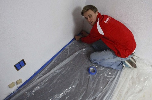 Leah Hogsten  |  The Salt Lake Tribune
Max Wood and fellow University of Utah students from the Bennion Community Service Center volunteered their time Saturday January 19, 2013 at the Maliheh Free Clinic during the National Day of Service.