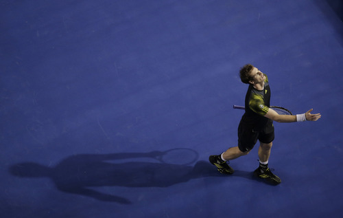 Britain's Andy Murray reacts during the men's final against Serbia's Novak Djokovic at the Australian Open tennis championship in Melbourne, Australia, Sunday, Jan. 27, 2013. (AP Photo/Rob Griffith)