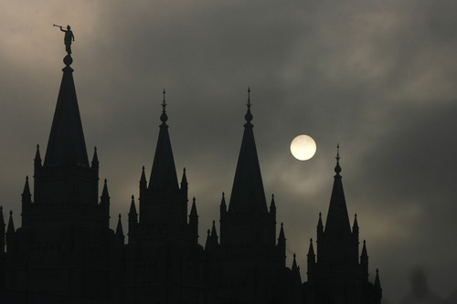 Scott Sommerdorf   |  The Salt Lake Tribune
The afternoon sun tries to burn through the inversion near the Salt Lake City LDS temple, Wednesday, February 6, 2013.