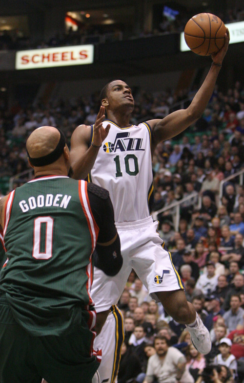 Steve Griffin | The Salt Lake Tribune


Utah's Alec Burks drives to the basket for a layup during first half action in the Utah Jazz versus the Milwaukee Bucks basketball game at EnergySolutions Arena in Salt Lake City, Utah Wednesday February 6, 2013.
