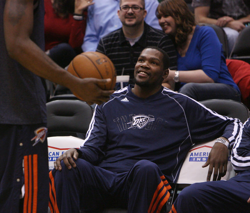 Steve Griffin | The Salt Lake Tribune


The Thunder's Kevin Durant laughs with a teammate during warm-ups before the game against the Utah Jazz at EnergySolutions Arena in Salt Lake City on Tuesday, Feb. 12, 2013.