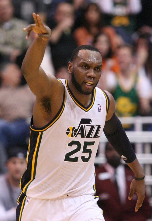 Steve Griffin | The Salt Lake Tribune


Utah's Al Jefferson holds his hand up after nailing a shot during a game against the Oklahoma City Thunder at EnergySolutions Arena in Salt Lake City on Tuesday, Feb. 12, 2013.