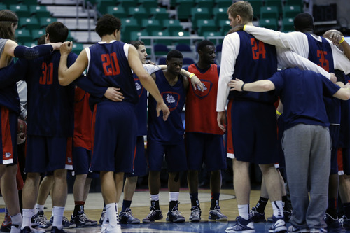 Chris Detrick  |  The Salt Lake Tribune
Gonzaga Bulldogs huddle during a practice at EnergySolutions Arena Wednesday March 20, 2013.