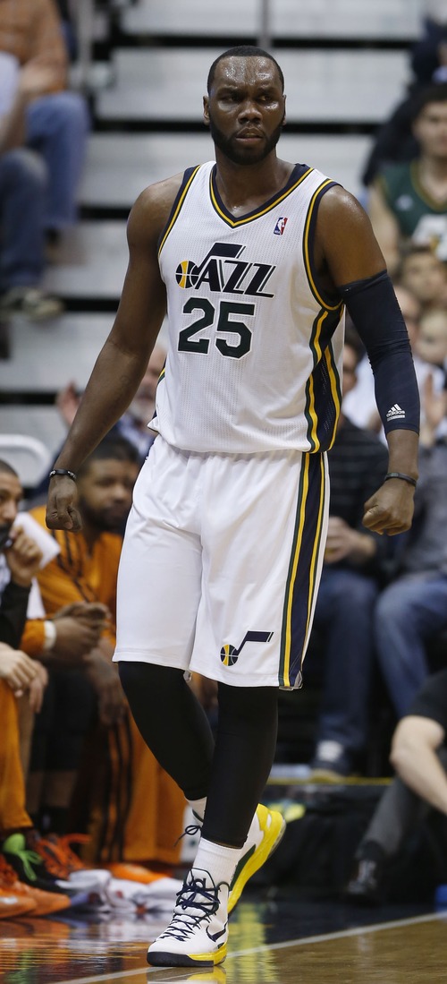 Steve Griffin | The Salt Lake Tribune


Utah's Al Jefferson clenches his fists after making a basket and was fouled in the process during second half action in the Jazz versus Suns NBA game at EnergySolutions Arena in Salt Lake City, Utah Wednesday March 27, 2013.