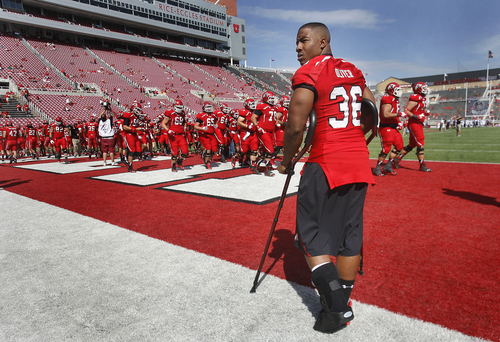 Scott Sommerdorf   |  The Salt Lake Tribune
Utah Utes running back Jarrell Oliver (36) watches as the team takes the field for pre-game activities, Saturday, September 7, 2013.