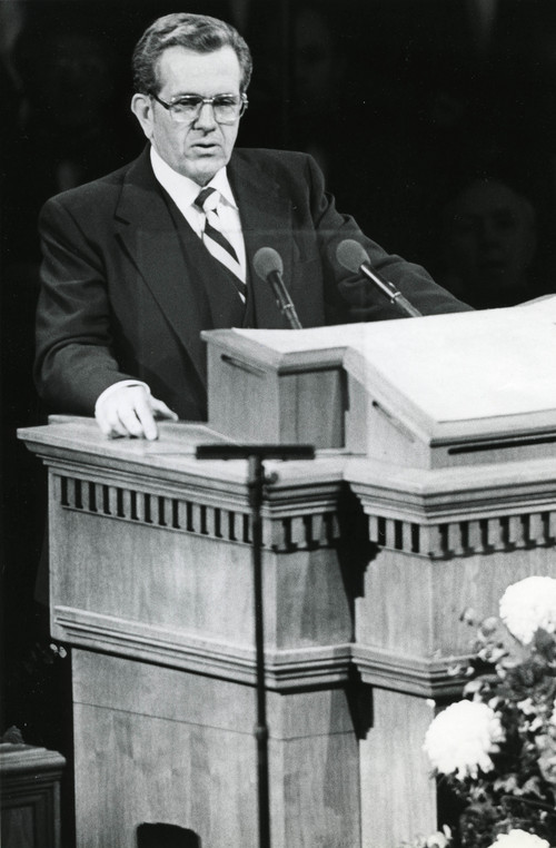 LDS apostle Boyd K Packer in 1982. Tribune file photo.