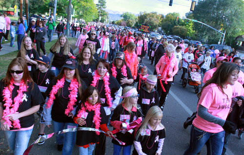 Keith Johnson | The Salt Lake Tribune
 
The Dumas family, front, join hundreds of others for the Making Strides Against Breast Cancer walk at Liberty Park in Salt Lake City, October 12, 2013.
