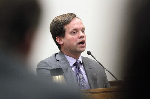 Al Hartmann  |  The Salt Lake Tribune
Dr. David Cragun, a cardiology specialist, gives testimony in the Martin MacNeill murder trial in Judge Derek Pullan's 4th District Court in Provo on Friday.