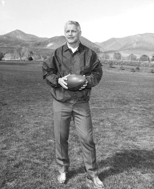 Salt Lake Tribune archive

Bill Meek, former Utah head football coach (1968-1973).