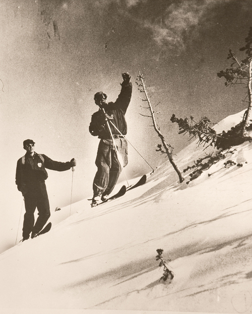 Salt Lake Tribune archive

Alta Ski Resort in 1940's.