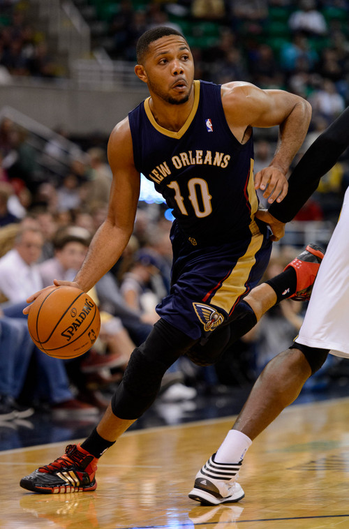 Trent Nelson  |  The Salt Lake Tribune
New Orleans Pelicans shooting guard Eric Gordon (10) with the ball as the Jazz face the New Orleans Pelicans, NBA basketball at EnergySolutions Arena in Salt Lake City, Wednesday November 13, 2013.