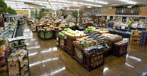 Paul Fraughton / Salt Lake Tribune
An interior view of the Smith's Supermarket  at 402 6th Avenue. Smith's has signed a letter stating it will build a new store at the Cottonwood Mall site.