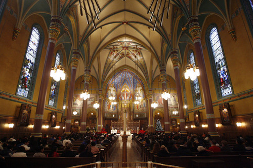 Francisco Kjolseth  |  The Salt Lake Tribune    
Cathedral of the Madeleine holds a special Spanish language mass for Christmas on Friday, Dec. 25, 2009 in Salt Lake City.