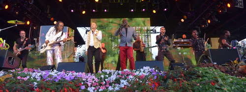 Chris Detrick  |  The Salt Lake Tribune
Earth, Wind & Fire perform in front a sell-out crowd at the scenic Red Butte Garden Amphitheatre during the 2014 Outdoor Concert Series, Friday, Aug. 29, 2014.